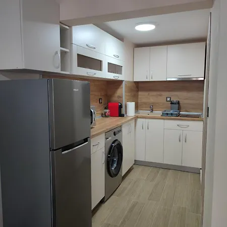 Apartment деси