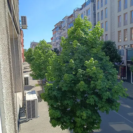 Apartment деси *